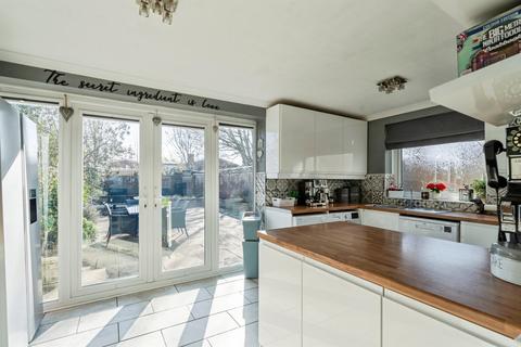 3 bedroom semi-detached house for sale, Eastern Avenue, Shoreham-By-Sea
