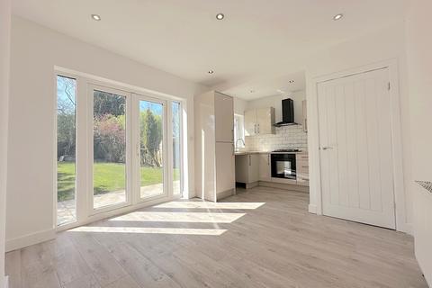 3 bedroom semi-detached house for sale, Willow Avenue, Wolverhampton WV11