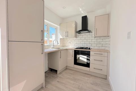 3 bedroom semi-detached house for sale, Willow Avenue, Wolverhampton WV11