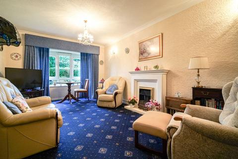 2 bedroom apartment for sale, Malvern Court, Warwick Road, Solihull