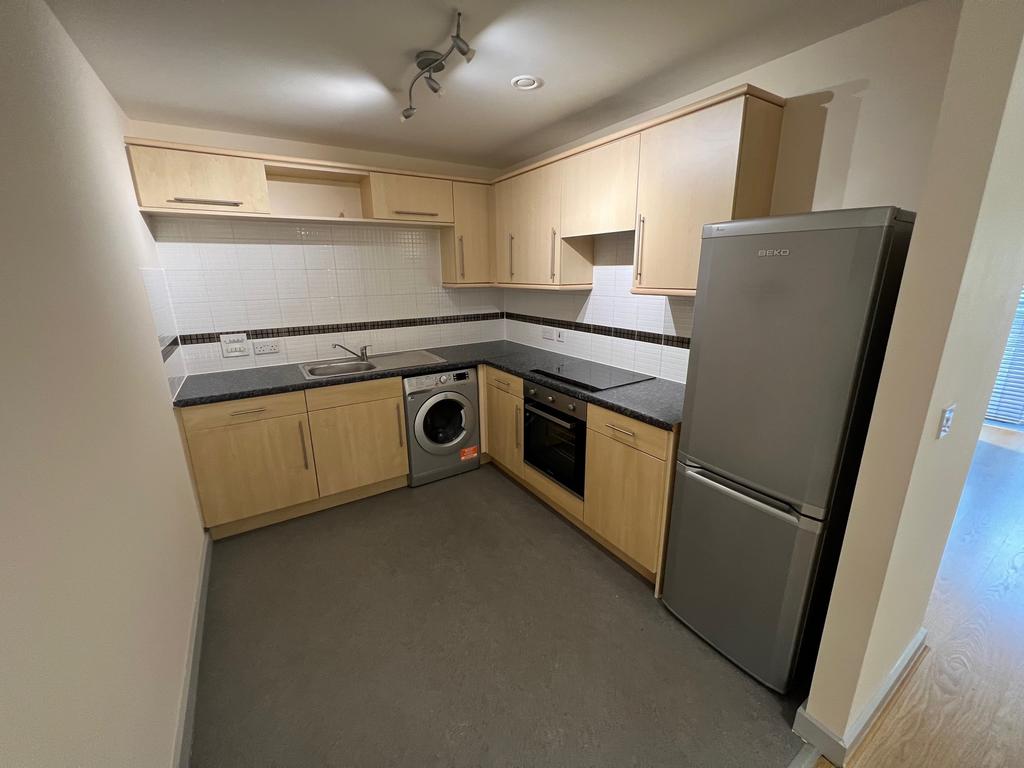 Apartment in Manchester, Hulme - View 4