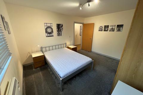 2 bedroom apartment to rent, Stretford Road, Manchester, M15