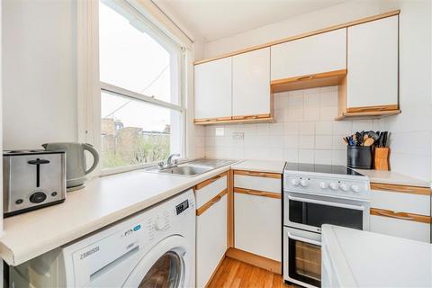 1 bedroom flat for sale, Minford Gardens, London W14