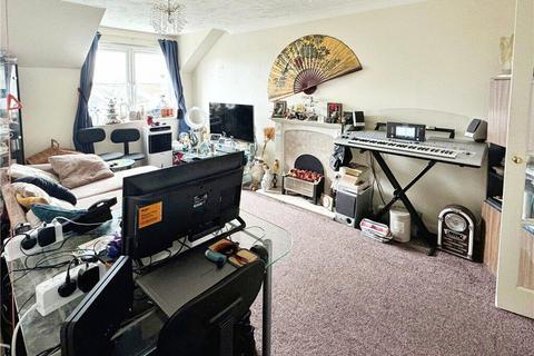 2 bedroom retirement property for sale, Station Road, Clacton-on-Sea, CO15