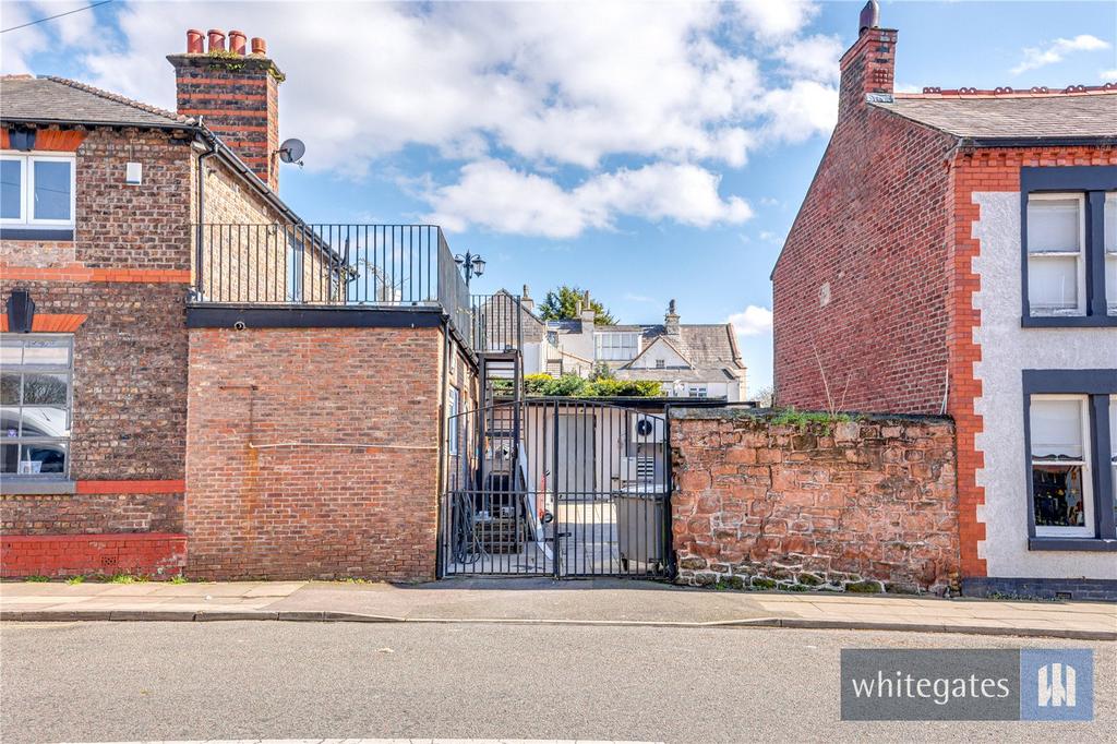 Aigburth Vale, Liverpool, Merseyside... 2 bed apartment to rent - £ ...