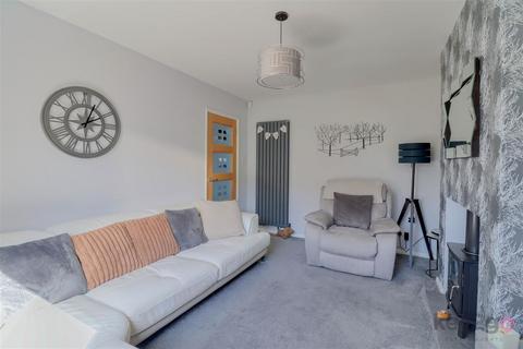 3 bedroom semi-detached house for sale, Mansfield Road, Killamarsh, Sheffield, S21