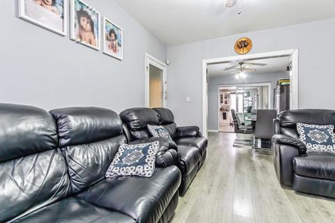 3 bedroom terraced house for sale, Windermere Road, London, SW16