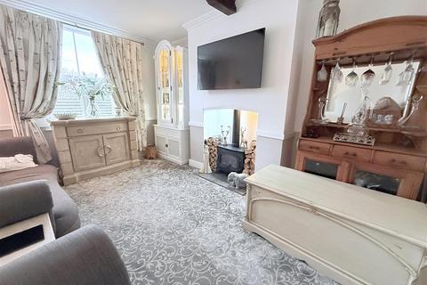 3 bedroom townhouse for sale, High Street, Bottesford
