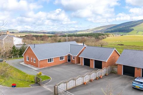 4 bedroom detached bungalow for sale, Nant Glas, Llandrindod Wells, LD1