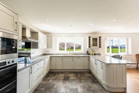 4 bedroom detached bungalow for sale, Nant Glas, Llandrindod Wells, LD1