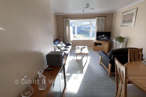 2 bedroom maisonette for sale, Pixton Way, Croydon, Surrey