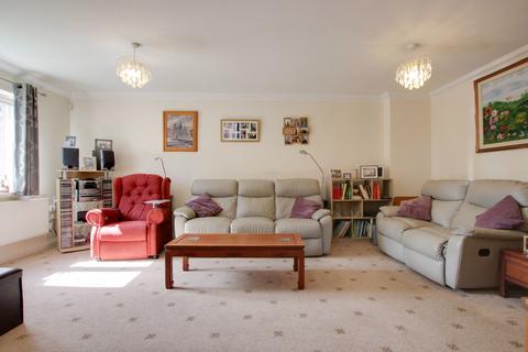 4 bedroom house for sale, THE FARTHINGS, TITCHFIELD COMMON