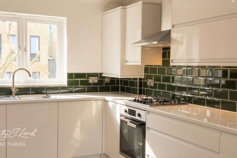 3 bedroom flat to rent, Southwark Park Road, London