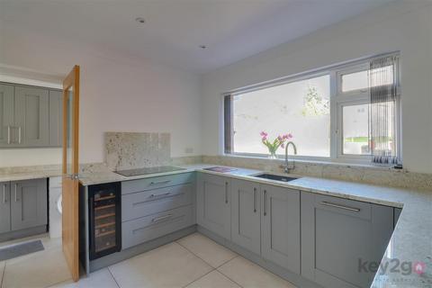 3 bedroom semi-detached bungalow for sale, High Street, Killamarsh, Sheffield, S21