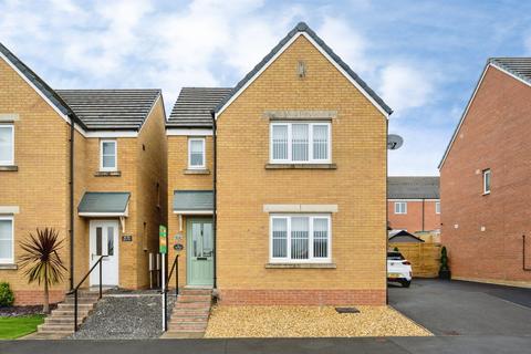 3 bedroom detached house for sale, Maes Y Glo, Llanelli