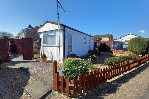 1 bedroom park home for sale, Werrington Grove, Peterborough