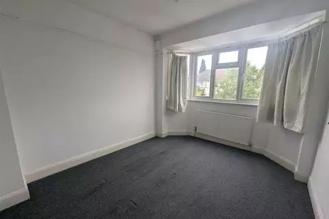 3 bedroom semi-detached house to rent - View 3