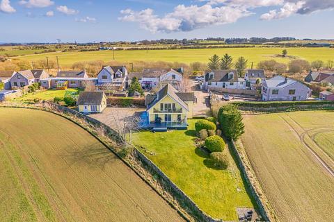 undefined, Lochnagar, Peat Inn, Cupar, Fife