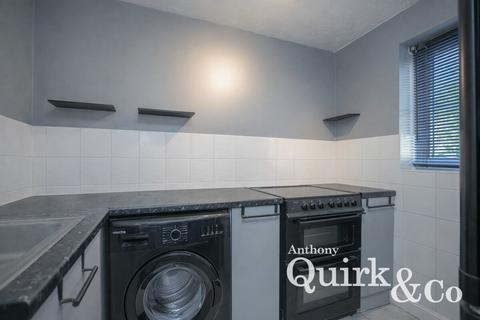 undefined, London Road, Benfleet, SS7