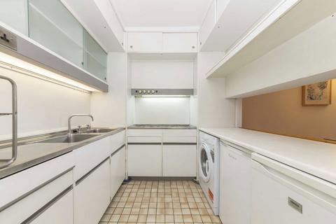1 bedroom flat for sale, Willoughby House, London EC2Y
