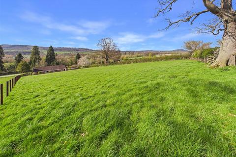 3 bedroom detached bungalow for sale, Cilcewydd, Welshpool