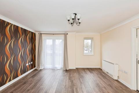 2 bedroom flat to rent, Marine Drive, Barking, IG11