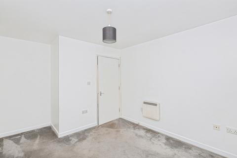 2 bedroom flat to rent, Marine Drive, Barking, IG11