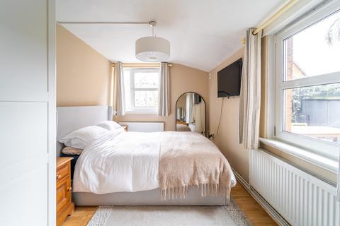 1 bedroom apartment for sale, Vulcan Way, Islington, London, N7