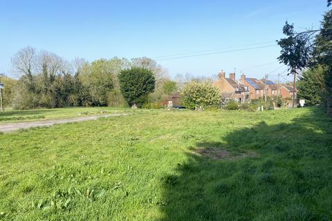 Land for sale, Kirkby Underwood Road, Aslackby