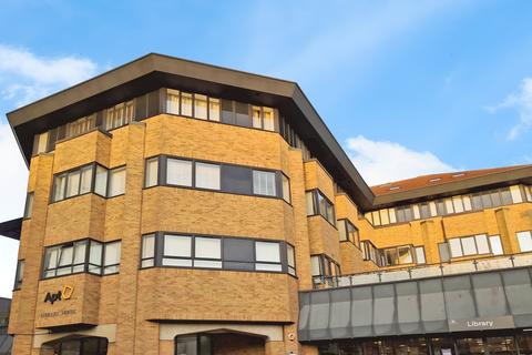 2 bedroom apartment to rent, New Road, Brentwood