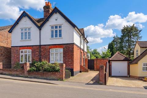 23 Rayleigh Road, Shenfield, Essex, CM13 1AB
