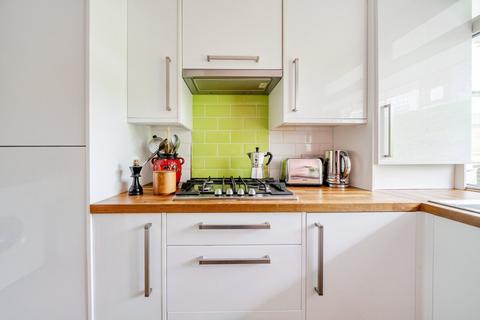 2 bedroom flat for sale, Kitley Gardens, Crystal Palace, London, SE19