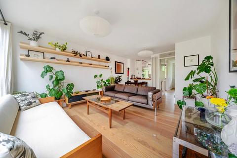 2 bedroom flat for sale, Kitley Gardens, Crystal Palace, London, SE19