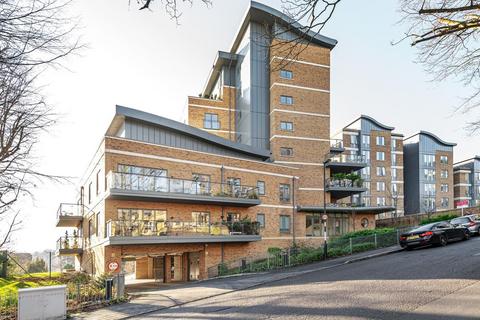 2 bedroom flat for sale, Sylvan Hill, Crystal Palace, London, SE19