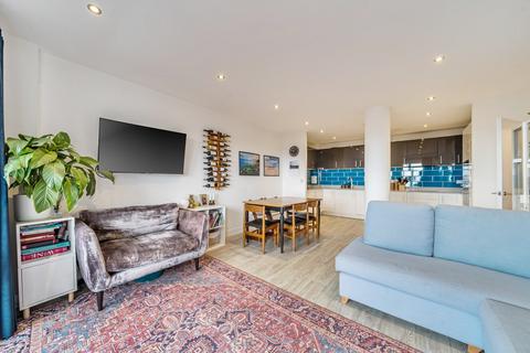 2 bedroom flat for sale, Sylvan Hill, Crystal Palace, London, SE19