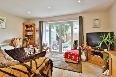 2 bedroom detached house for sale, Hadow Road, ENSBURY PARK, Bournemouth, Dorset, BH10