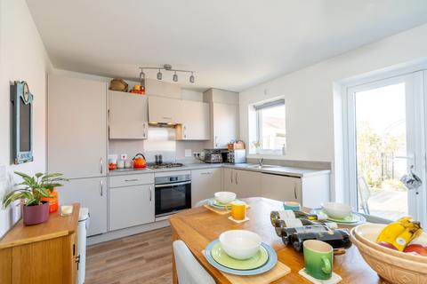 2 bedroom semi-detached house for sale, Small Copse, Chichester, PO19 3FR