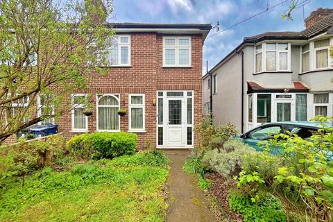 3 bedroom semi-detached house for sale, Hicks Avenue, Greenford