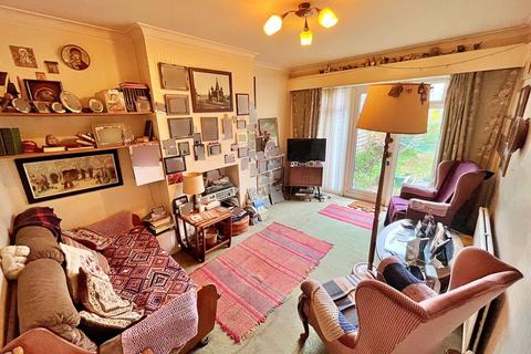 3 bedroom semi-detached house for sale, Hicks Avenue, Greenford