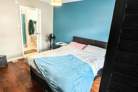 1 bedroom house of multiple occupation to rent, Yew Tree Drive, Guildford, Surrey, GU1