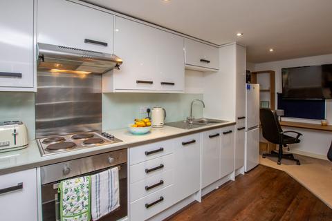 1 bedroom apartment to rent, Studio 4 The Clubhouse