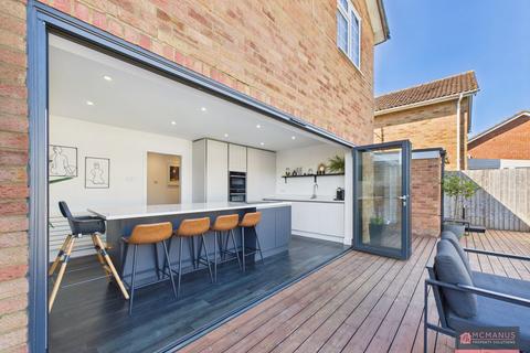 undefined, Dawlish Close, Stevenage SG2