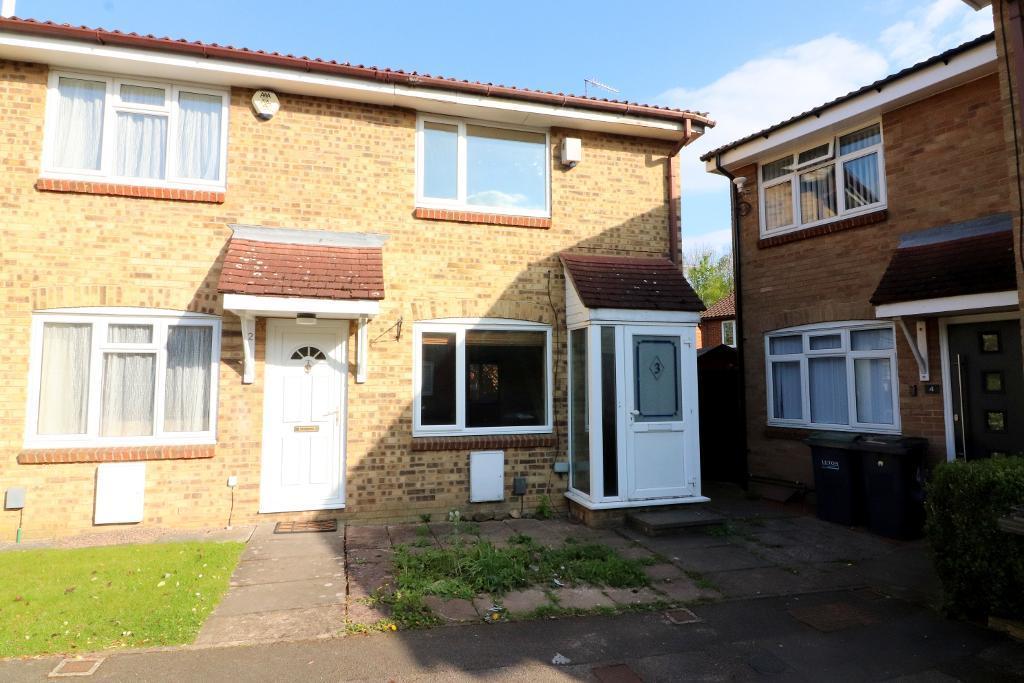 Luton LU2 2 bed end of terrace house - £1,150 pcm (£265 pw)