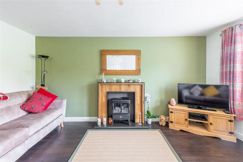 3 bedroom semi-detached house for sale, Rudchester Close, Newcastle Upon Tyne, NE15