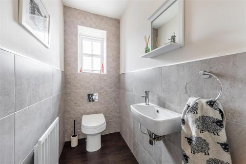 3 bedroom semi-detached house for sale, Rudchester Close, Newcastle Upon Tyne, NE15