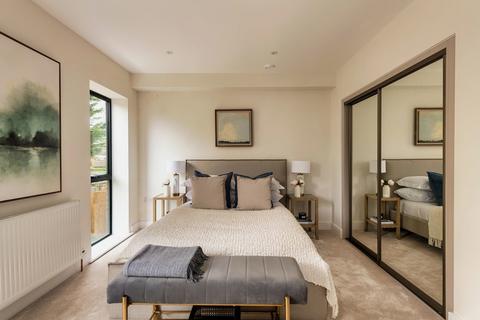 3 bedroom terraced house for sale, Priory Mews , Priory Street, Tonbridge, Kent. TN9 2AW
