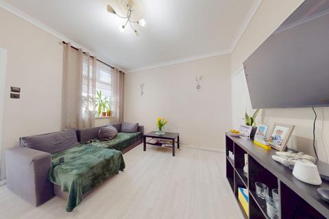 3 bedroom terraced house for sale, Smestow Street, Wolverhampton WV10