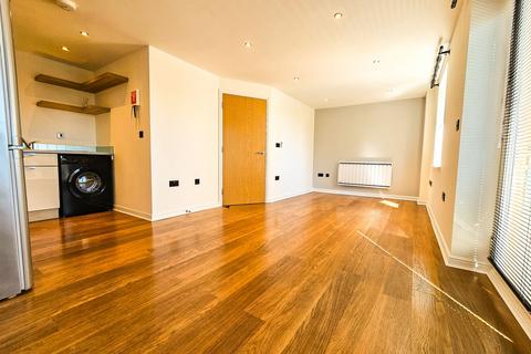 2 bedroom duplex to rent, Branagh Court, Reading RG30