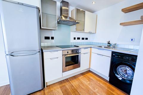 2 bedroom duplex to rent, Branagh Court, Reading RG30