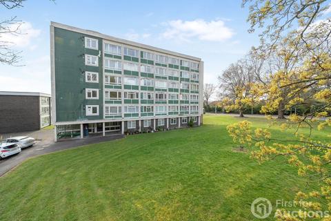 Studio for sale, Jocks Lane, Bracknell, Berkshire
